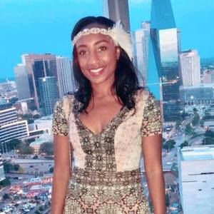 Meet your Posher, Karina